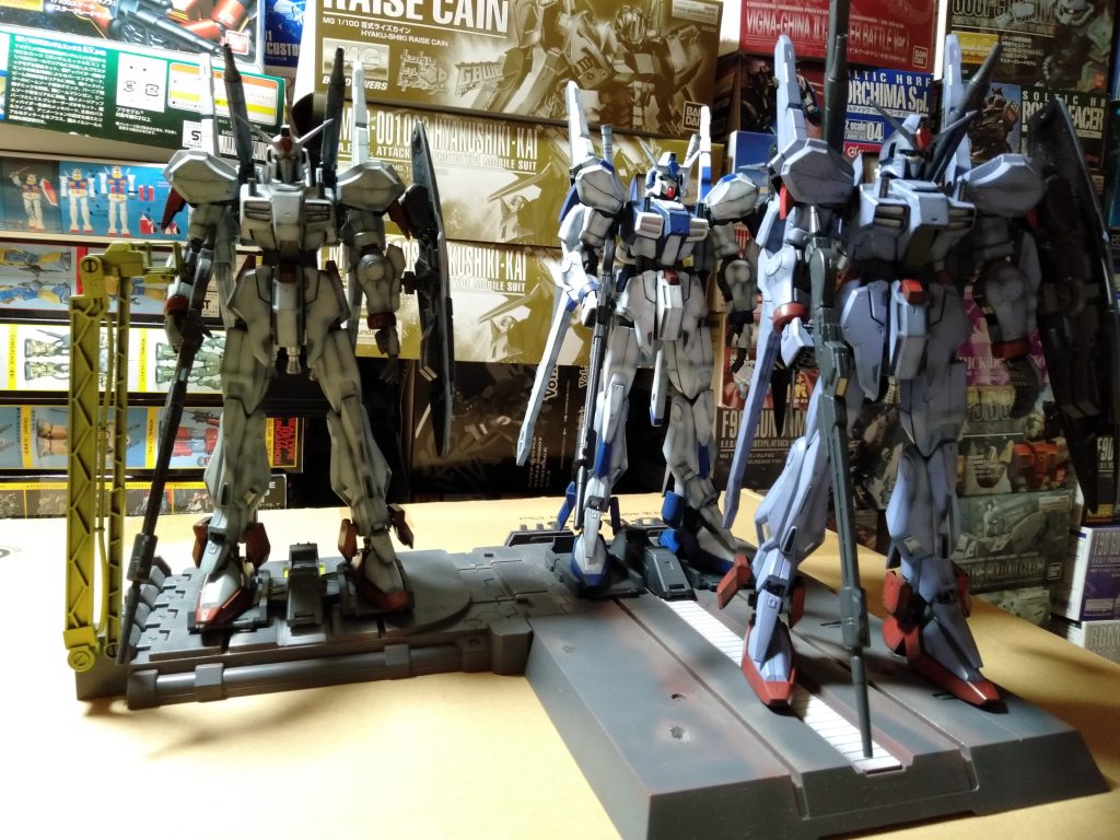 これで１～３号機と個人的な設定で揃いましたッ‼あとは手元の８号機ともう一つ・・・４～７号機にどうするか悩み処（笑）