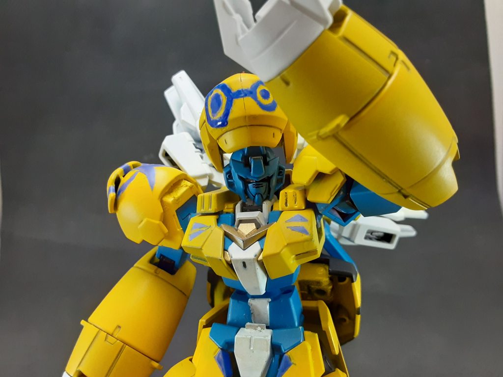 コアブイモンの角がメットに入りきらなかったのでヘッドを角なしに変更