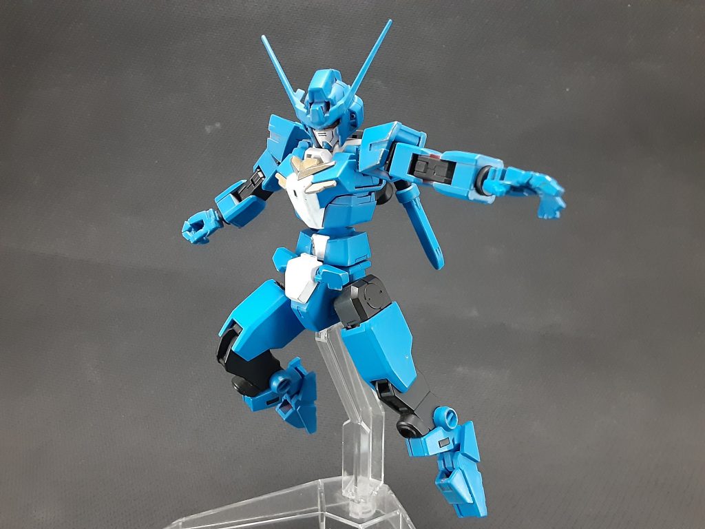 今回はコアブイモン自体は弄ってませんが都合上頭差し替えで作ってます