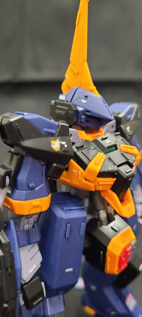 HG バーザム　A.O.Z–7枚目/制作者：Ash Lynx