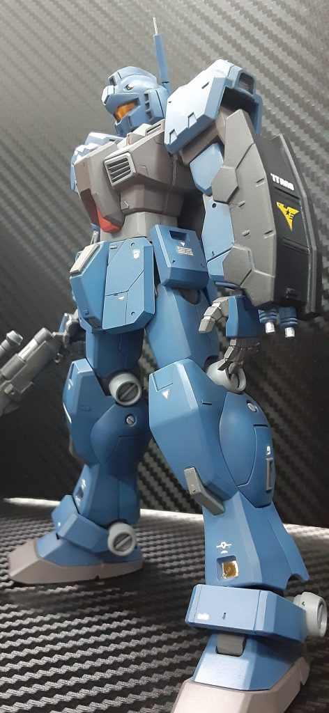 カラバ、エゥーゴによるキリマンジャロ侵攻作戦の際は、基地守備隊として出撃し、ボルトアクション式スナイパーライフルとバックラーシールドを装備して降下してくる敵MS及びSFS等の航空戦力を複数機撃墜した。キリマンジャロ陥落後のパイロットの消息は不明…、とされている。という、名もなきパイロットに思いを馳せていつも妄想しながら制作。