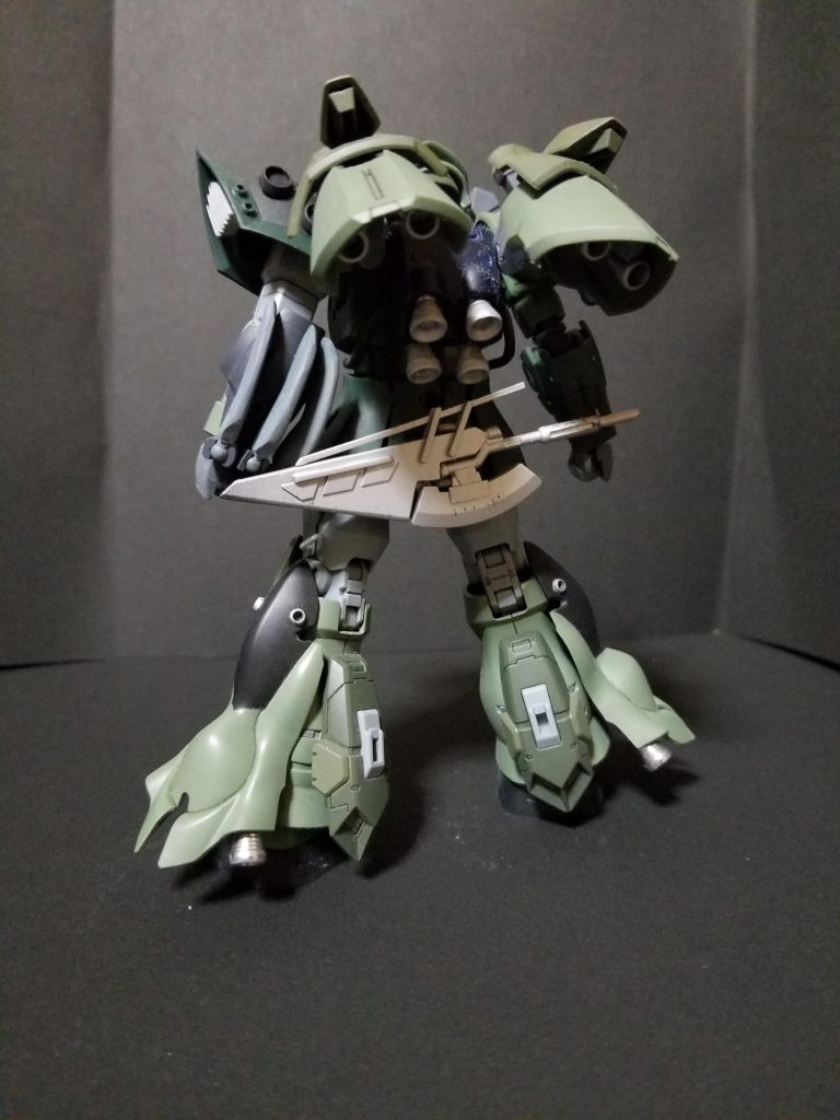 背面自分的には後ろ姿がこの機体で一番好きです。