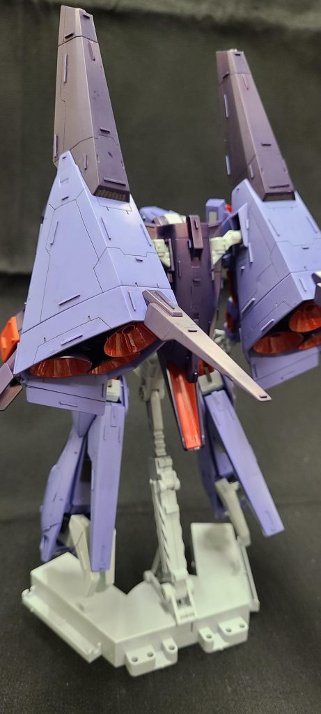 デカールなしもシンプルで好きなんだけど・・・。