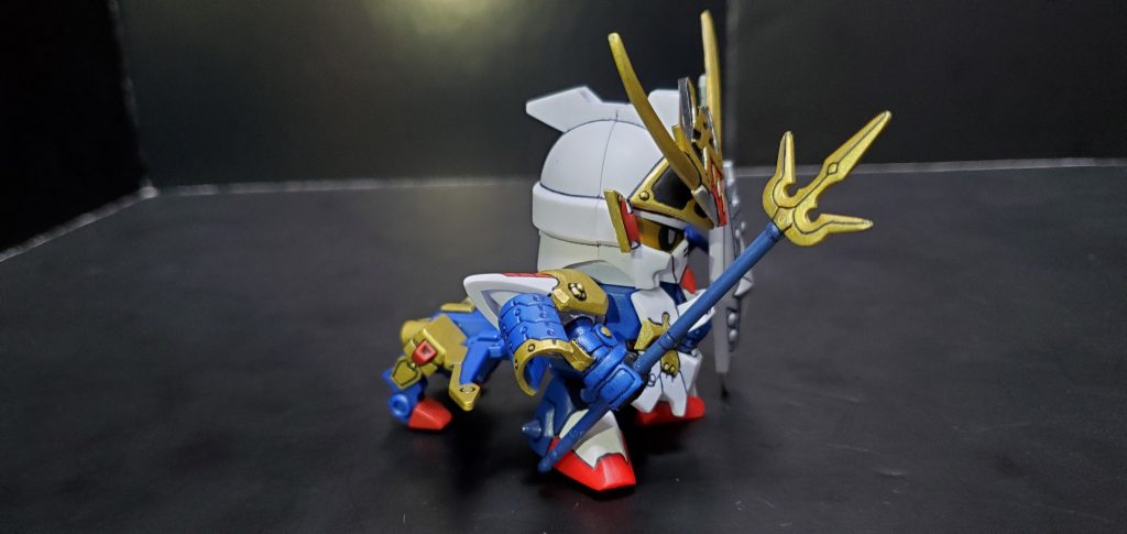 頑駄無真駆参新SD戦国伝 伝説の大将軍編 に登場。かつて銀の楯を持ち出しまま姿を消した武者頑駄無真悪参の子孫。自分の力しか信用しておらず、修行の為に悪無覇域夢山(アナハイムざん)にいたところ烈光頑駄無達と出会います。爆走四脚体型形態(ブラスターケンタウロスけいたい)となることが可能です。