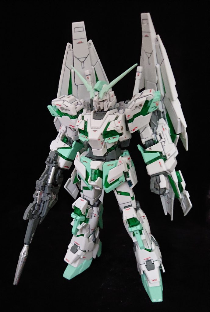 アームドアーマーを背負っているのもカッコいい。うん、うん。