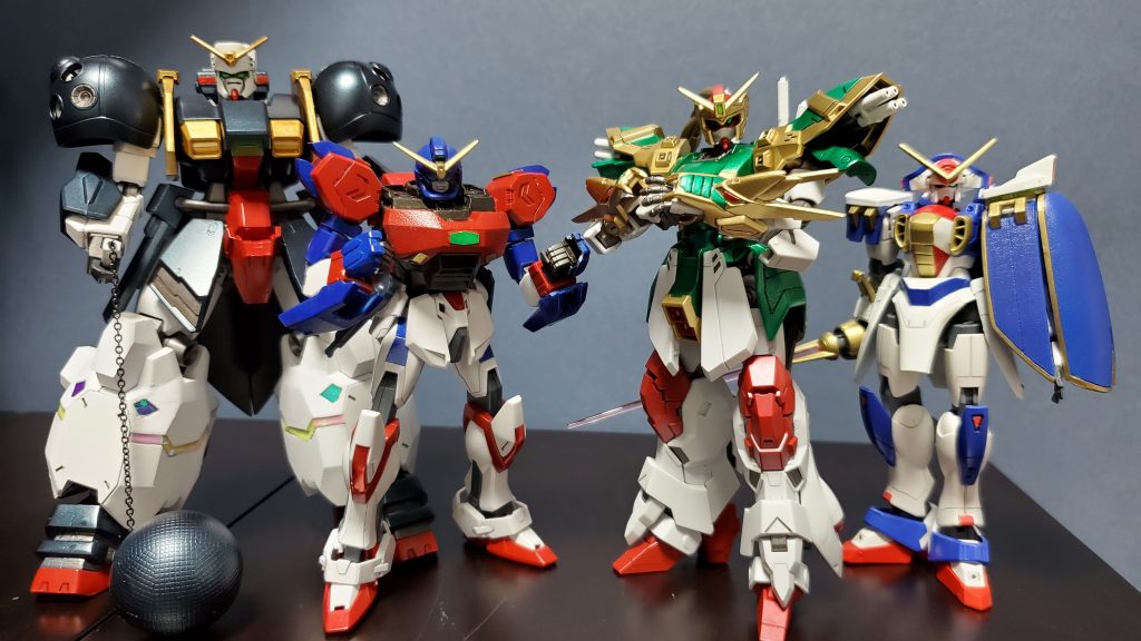 シャッフル四天王完成!いやー、楽しかったです!あとは主役機、ここまでやって普通にHGFC作って並べるのも物足りない気がしますが、再販の時に買ってなかったので、次の再販まで作戦会議しようと思います!