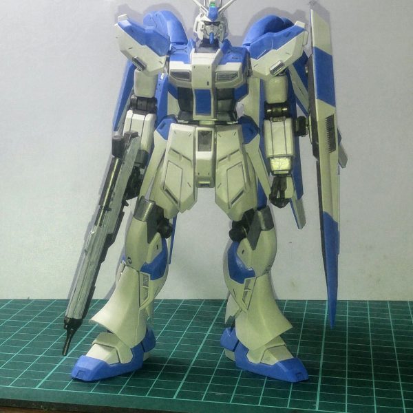 ＨＧ　Hiνガンダム