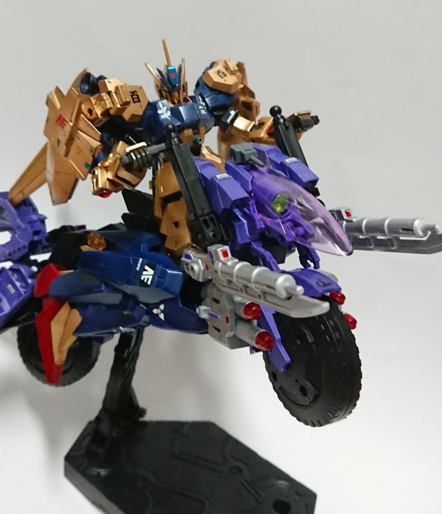 やはり軽装形態が一番バイクアクションしやすいですね。ご閲覧ありがとうございました。