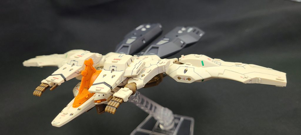 地上からの発進シーンが印象的