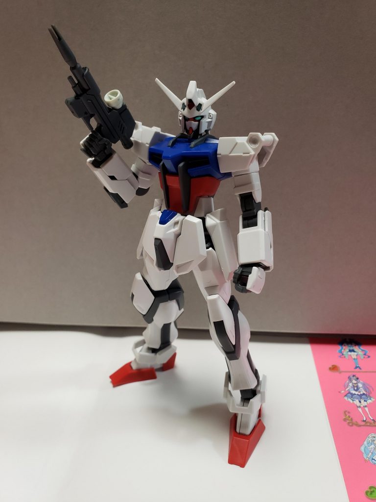 武装は起動時間の延長目的でダガーLの物を採用。