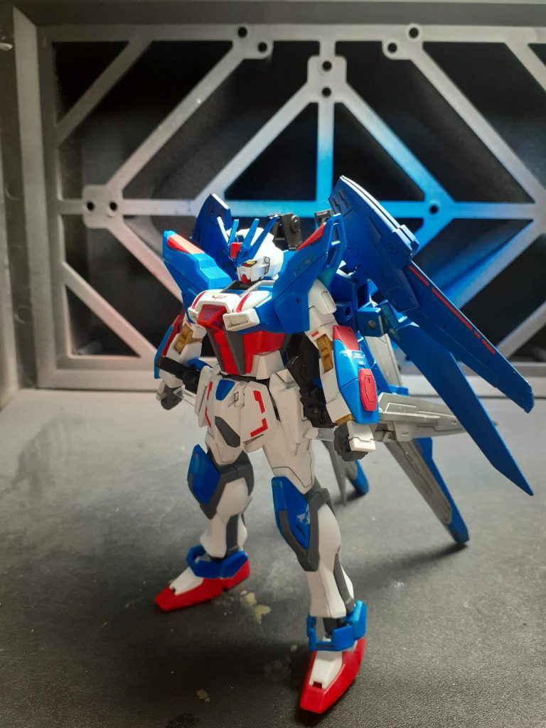 地味に本体もデカールが付いてクオリティアップです()