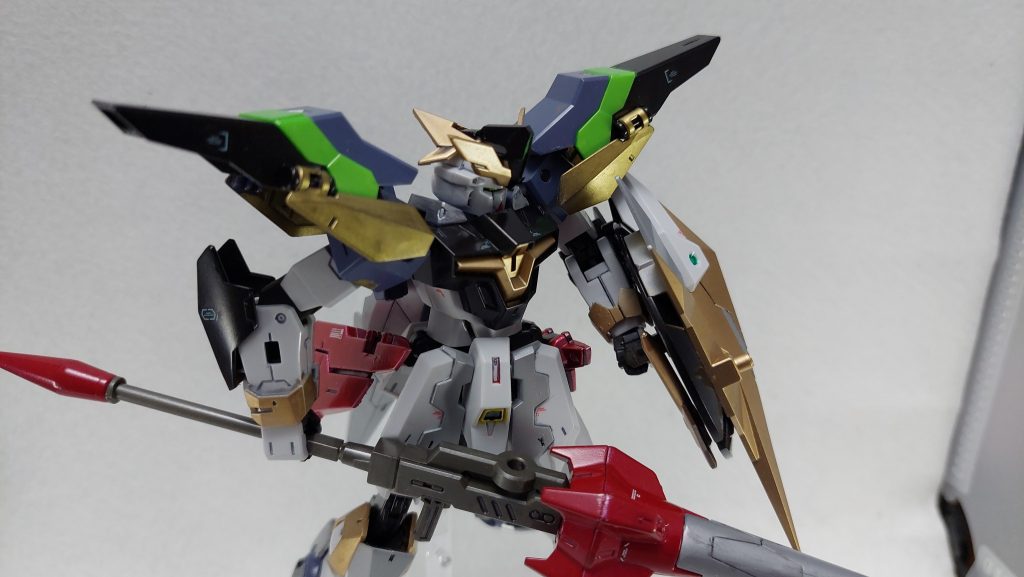 以下アクションポーズや各種変形など。