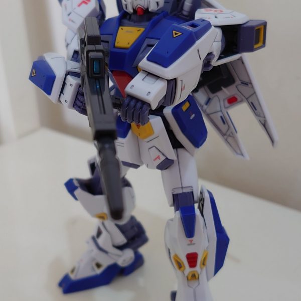 ガンダムF90