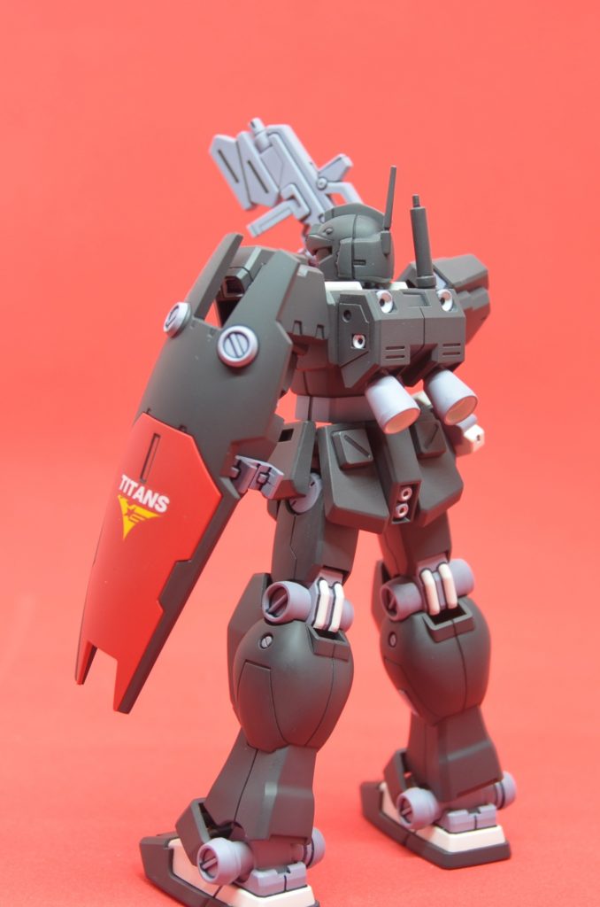 おまけ当然ながらジムクゥエルの首も余ってるので、おまけとして作成。表紙ポーズとらせてみたりマーキングがレジオンじゃなくてティターンズなのでなんちゃってですがー