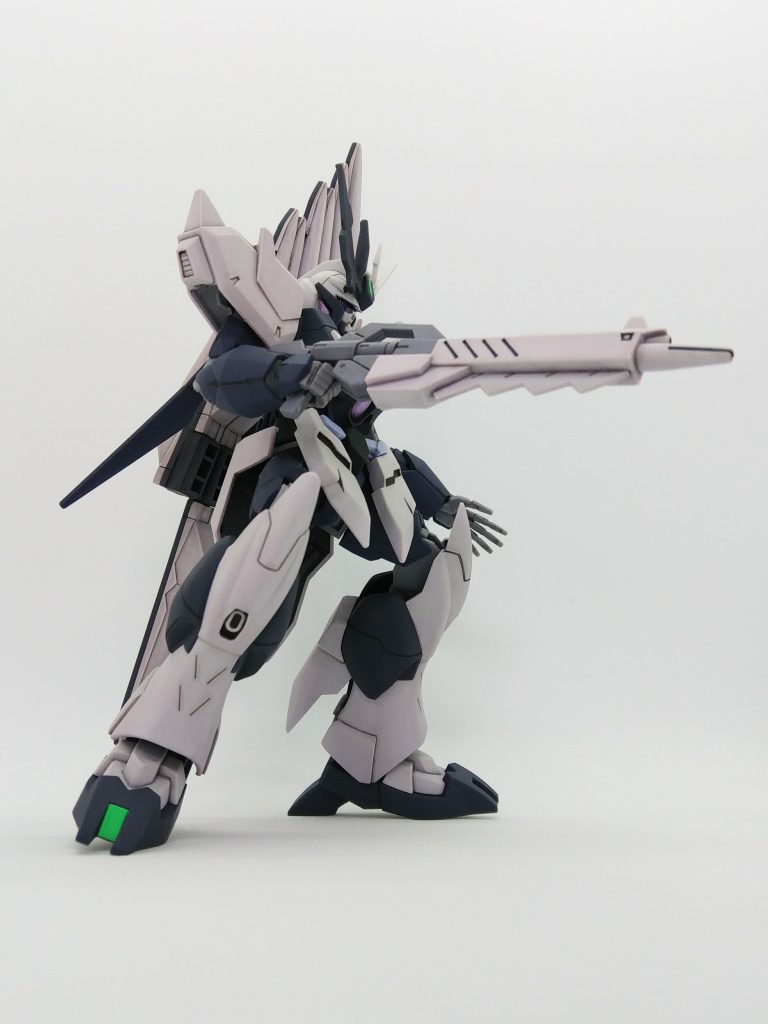 フェイクニューガンダム–2枚目/制作者：@haruka_555