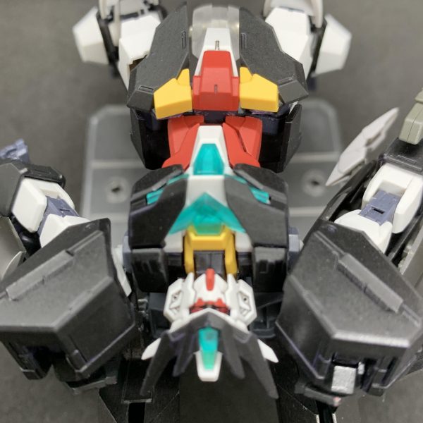 オウムアムアーマー　コアガンダム