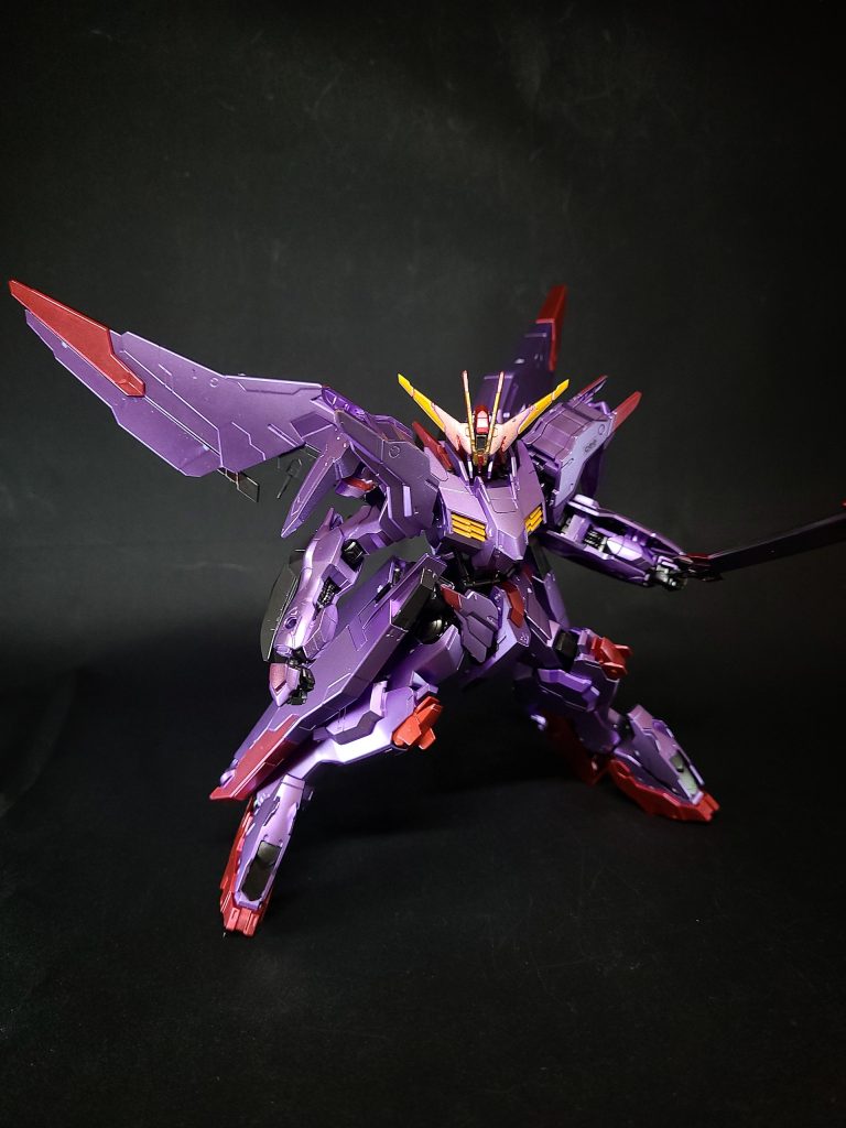 HG ガンダムマルコシアス–8枚目/制作者：鈴木　克海