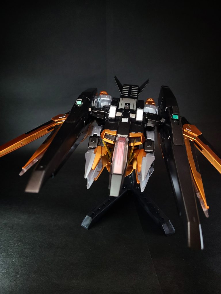 HG ガンダムハルート–8枚目/制作者:鈴木 克海
