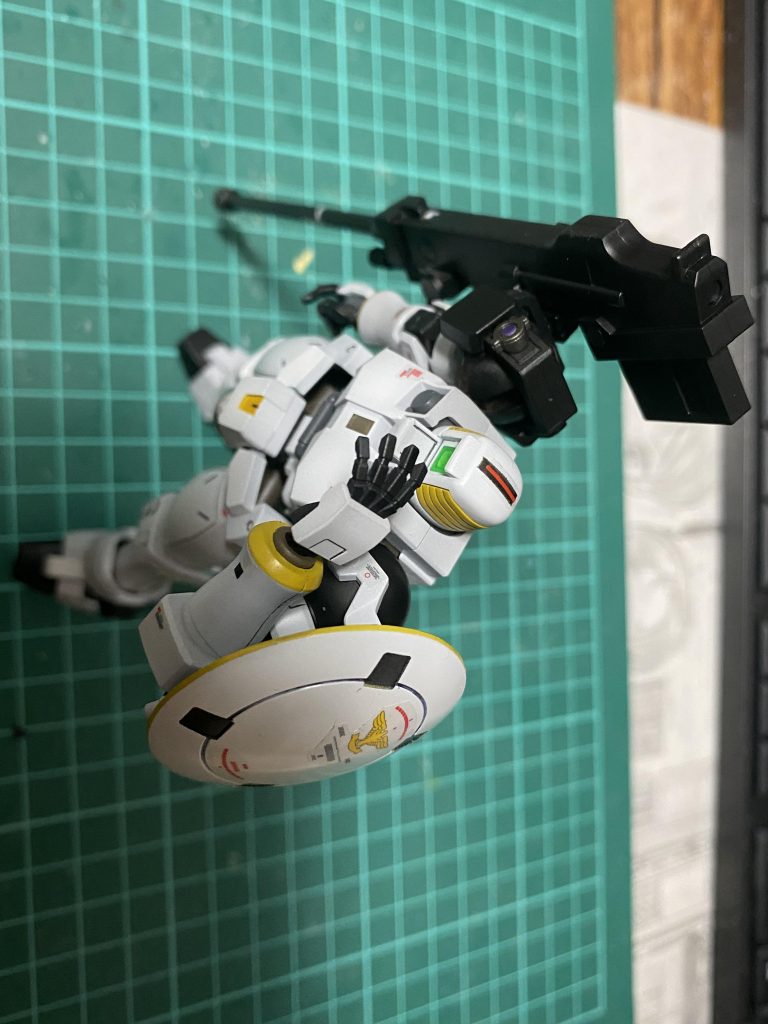 チャームポイントは、頭です。トールギスのトサカ風に塗ってます。