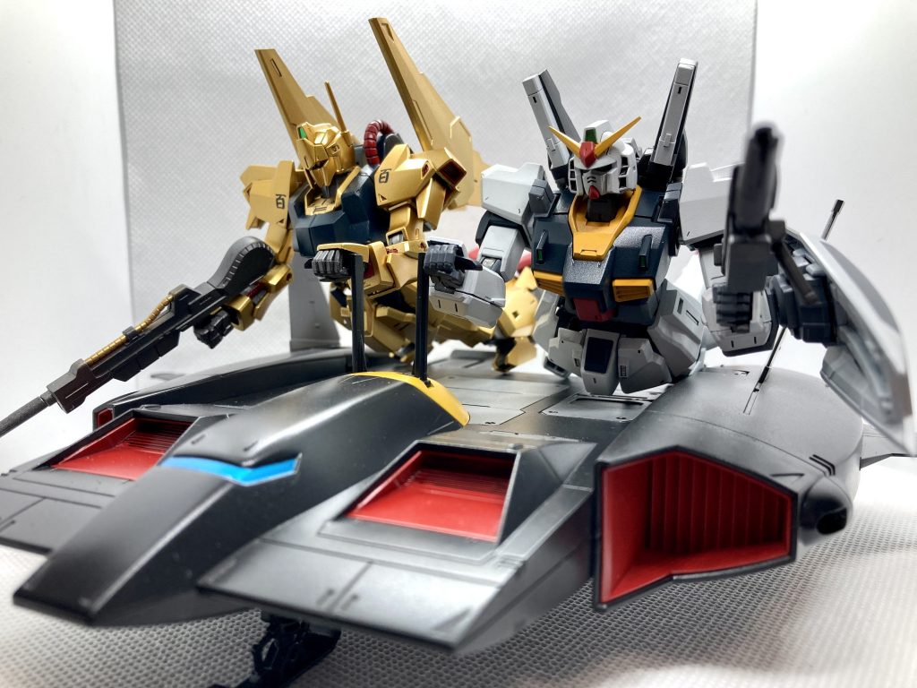 これをやりたくて作りました（笑）場所取るけど部屋ではこれで飾ってます。