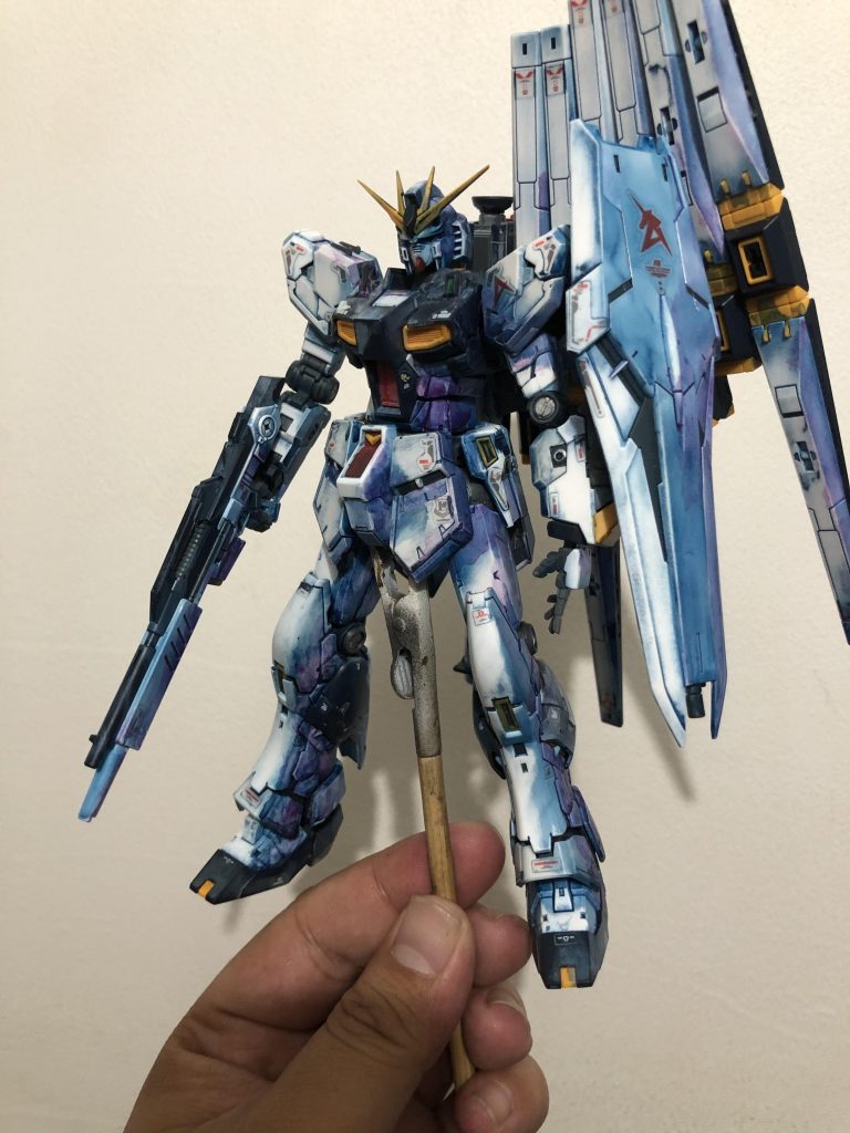 νガンダムイラスト風もどき–3枚目/制作者：さんそん