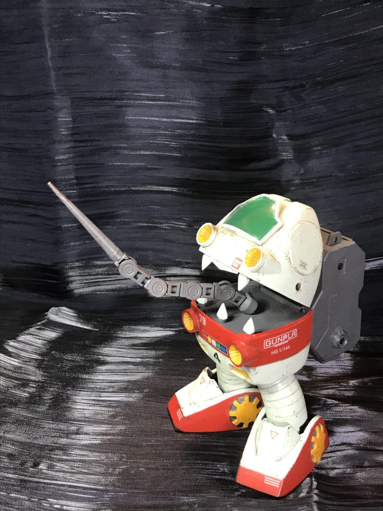 舌もボールデンから。歯並びはザクレロを参考にしました。