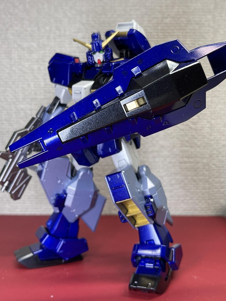 シールドブースターもテカテカです