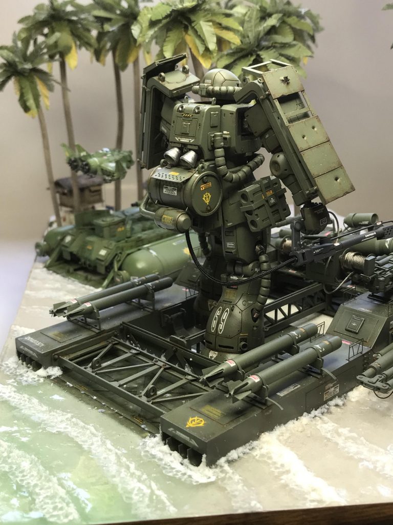 対歩兵部隊武器、火炎放射器とクラスター弾ショートバズーカ装備