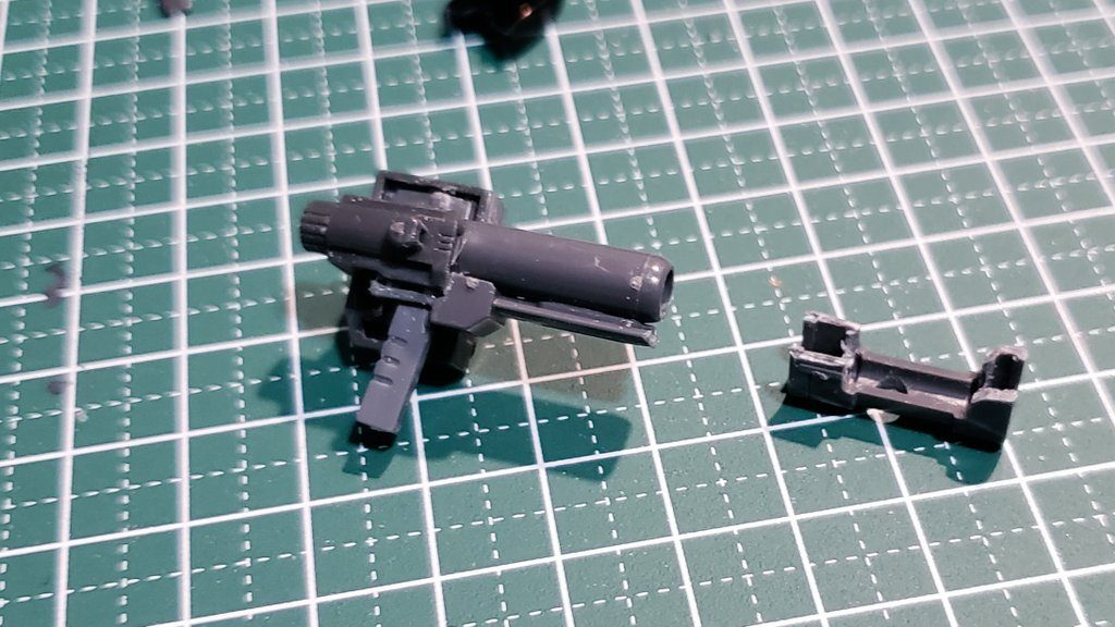 グレネードランチャーはほぼシステムウェポンセット04(スナイパーライフルのやつ)の使ってなかったパーツを組み合わせて作っています