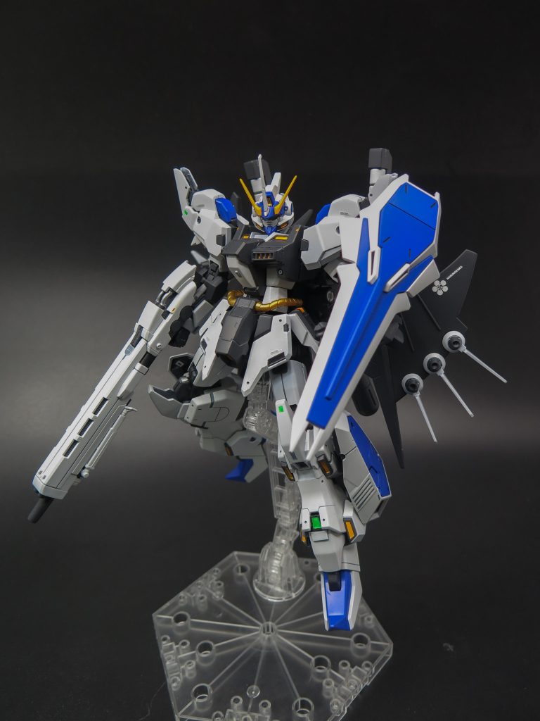 Aプラン：νガンダムHWSのハイパー・メガ・ライフルとシナンジュ・スタインのシールド、高機動射撃戦に適していて、対応レンジも遠い。