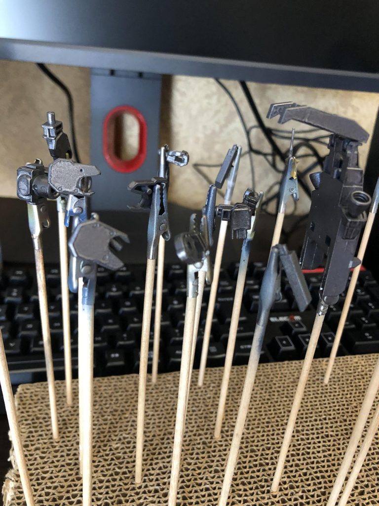 アクリル焼鉄色