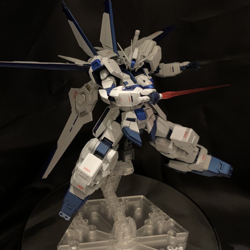 ビームサーベル持ち