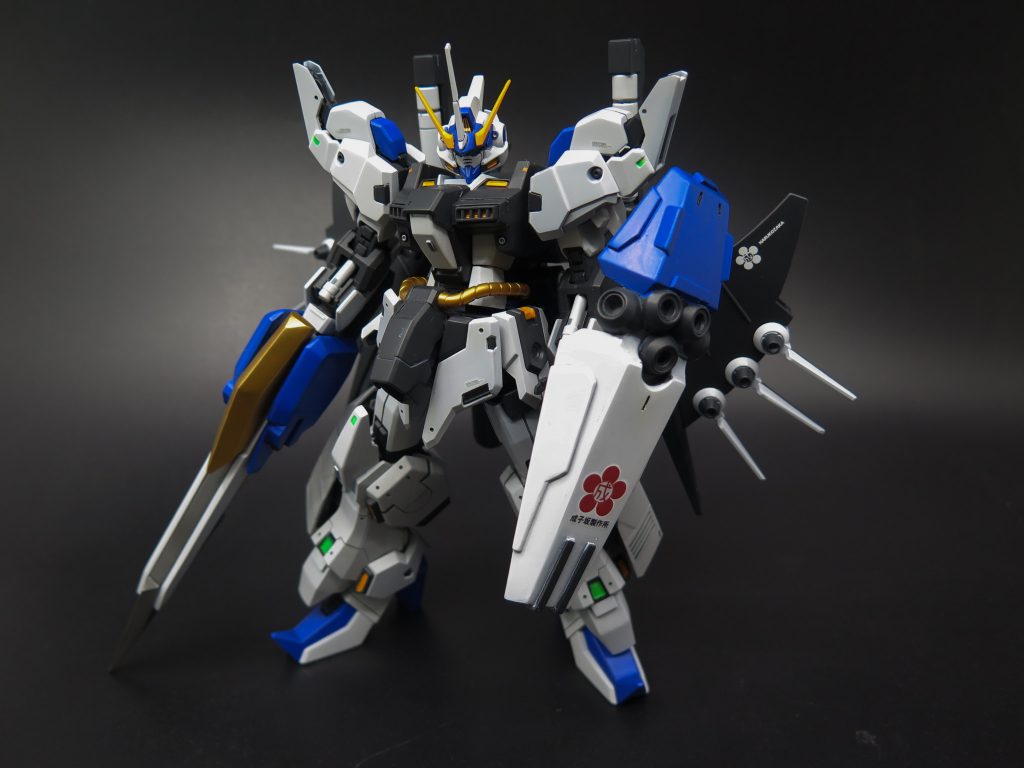 Bプラン：自作のアサルトランスと強化型のバウシールド、対応レンジは近と中距離で、騎士らしく戦えます。