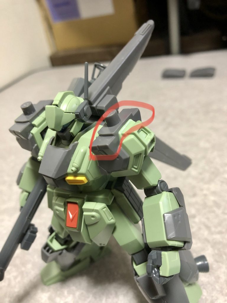 そのままではミサイルポッドをパージできないので切断