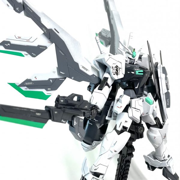 0ガンダムトリスメギストス