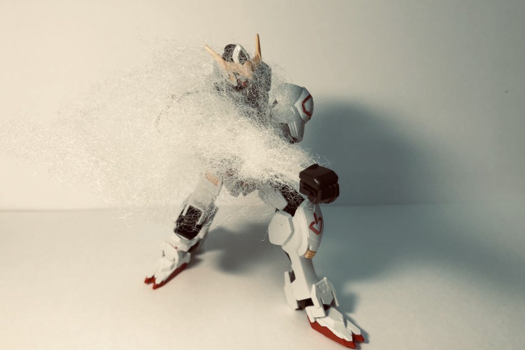 背景色を変えてみました😃　バルバトスにロケットパンチ似合うやん（笑）