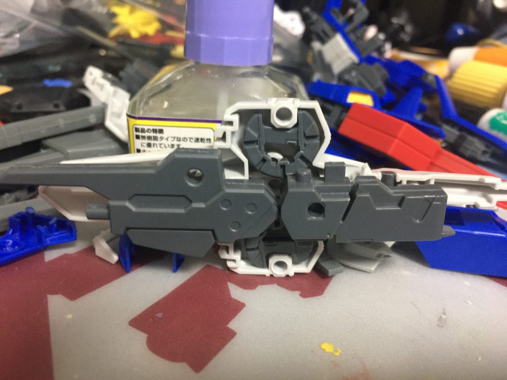 ディフェンサーユニット内訳。パワードアームズパワーダーのライフルアームアームズの機首等スカルウェポンの余剰セラヴィーガンダムシェヘラザードの余剰