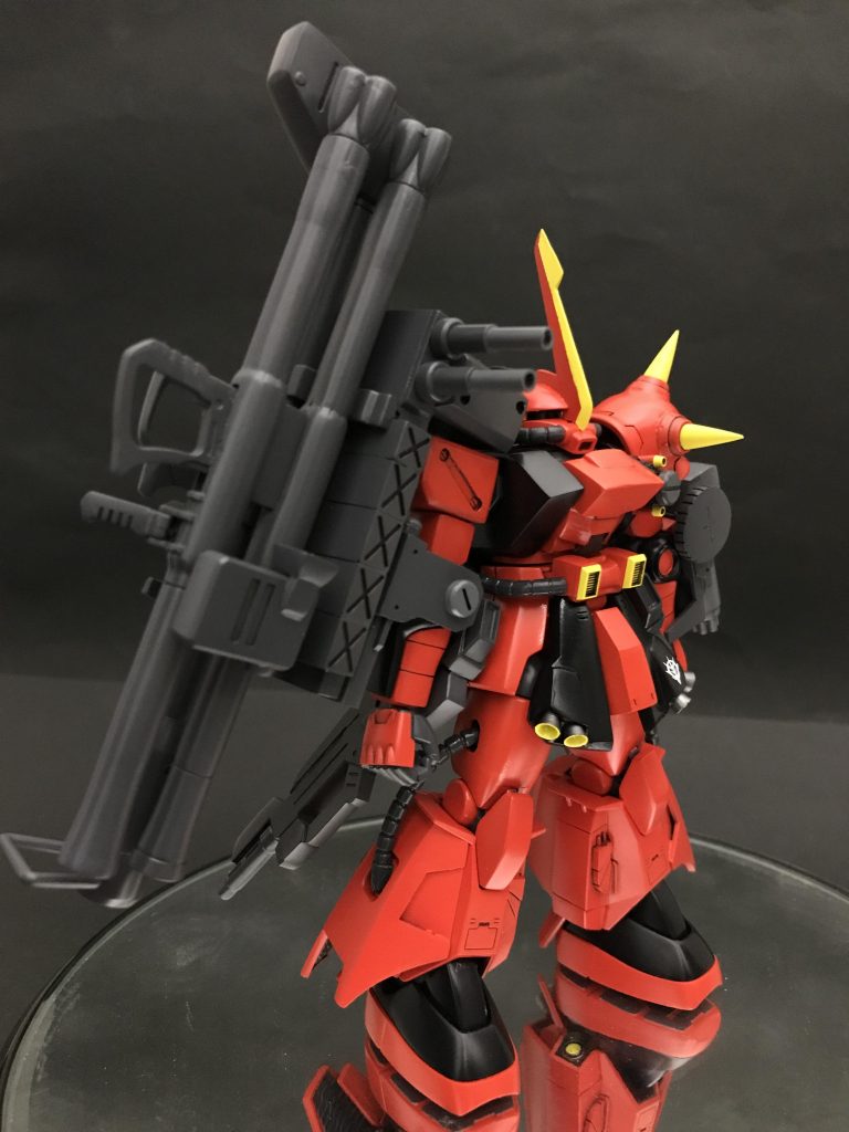 ウェポンラックは両面テープで固定しました