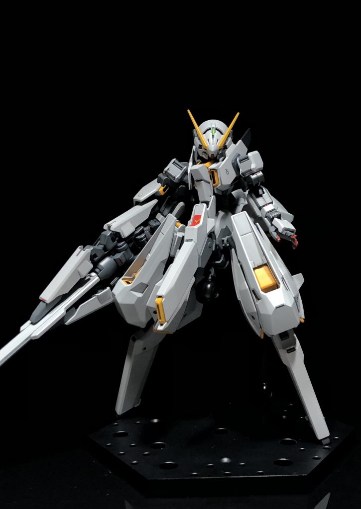 塗装はオーソドックスに通常カラーにしました。デカールはAOZの水転写式を使用しました。