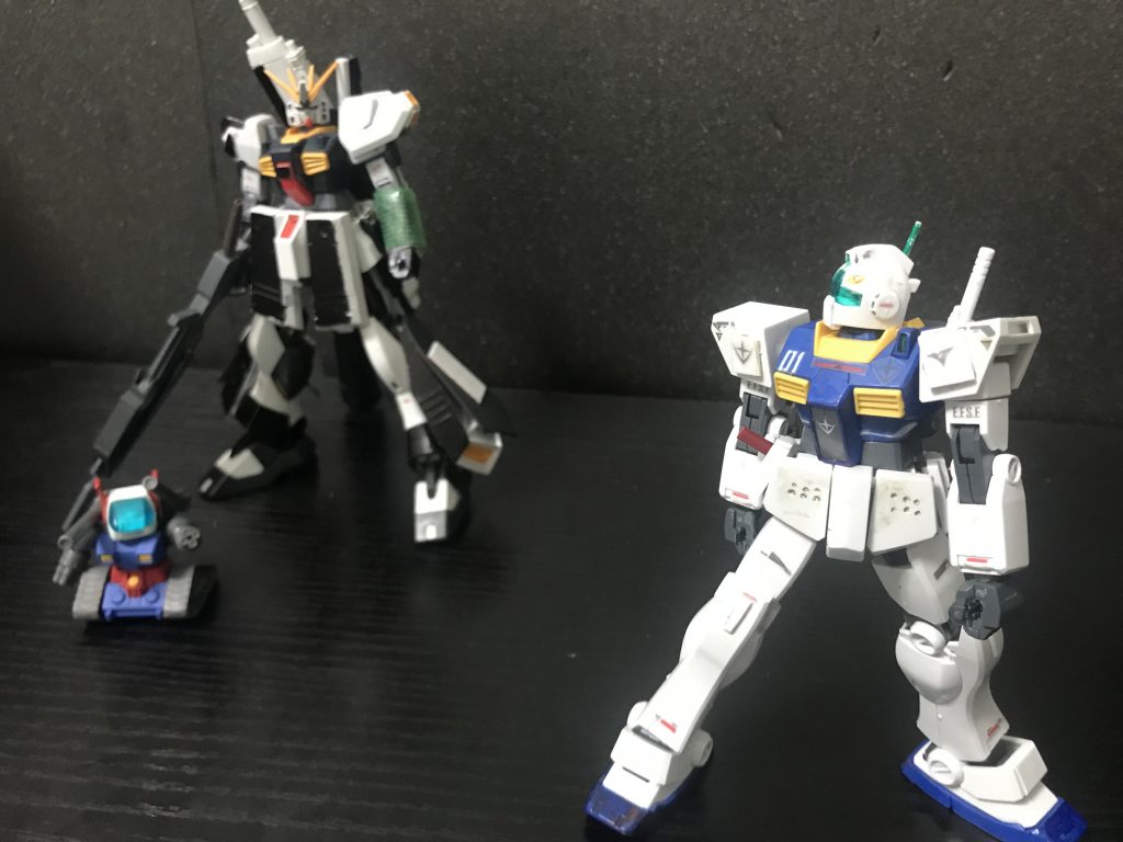 ジムII「ん？君は？あ！あの時の！」ジムII「もしかして貴方が助けてくれたんですか？」νsガンダム「あ、その…多分…俺が助けたかと…」ジムII「なんで確信ないんですか！？」