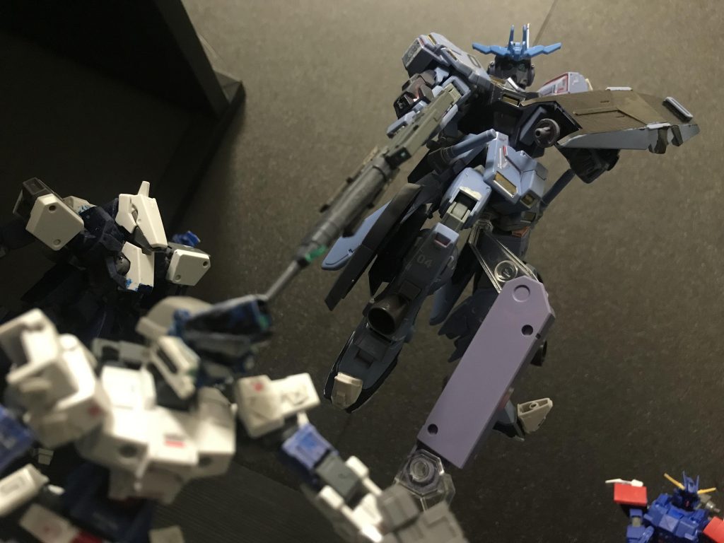 ペイルライダー「銃はこうやって撃つんだぞ」