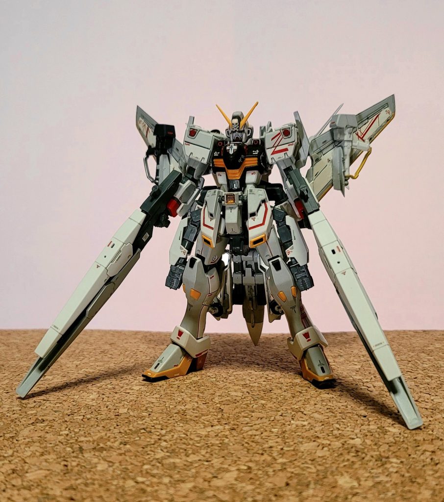 ランチャーを持たせました。この武装はあのアマゾナイト社と月額500クレジットでプレミアムプライム契約したパイロットのみ全力射撃が許されるという「A-Zメガランチャー」です。