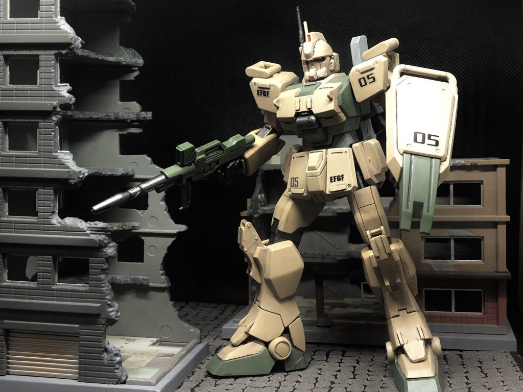 撮影用として購入した破壊されたビルを配置うーん、置いて撮るだけなのに難しいw