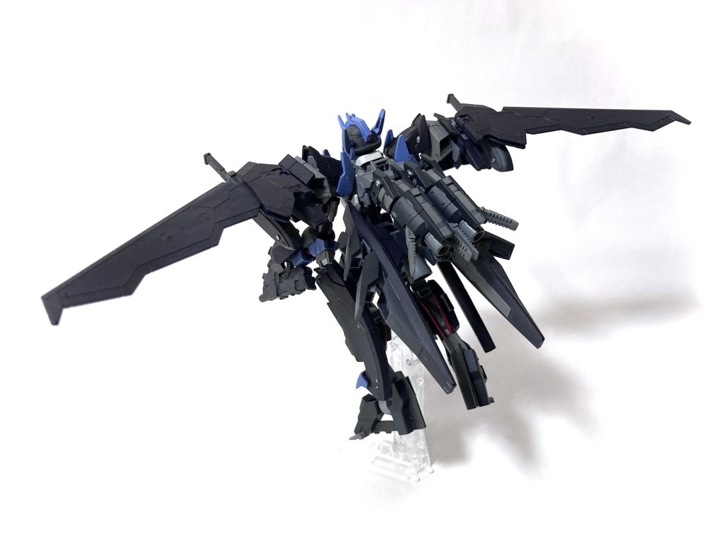 オプションバックパックはそのままアルト空中戦仕様を背中と肩に。