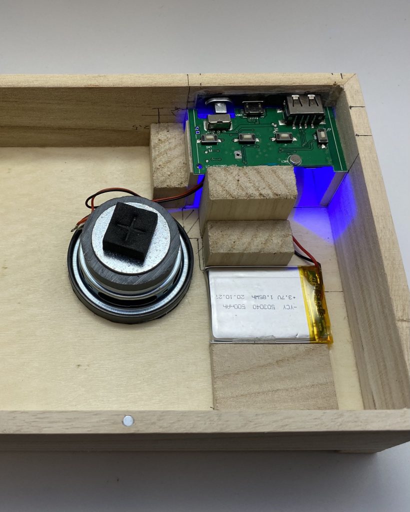 BGM、OP、EDが鳴るアクションベース–3枚目/制作者：ganpra.418