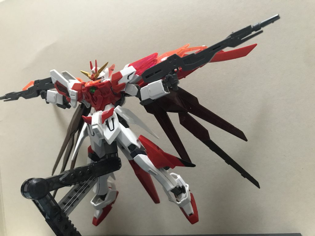 バックパックに収納されてるバスターライフル