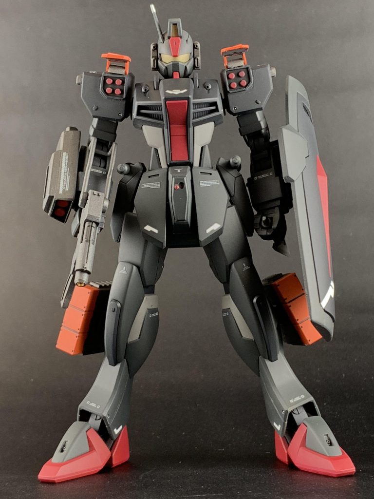 腕、肩、脚に武装を追加してます♪