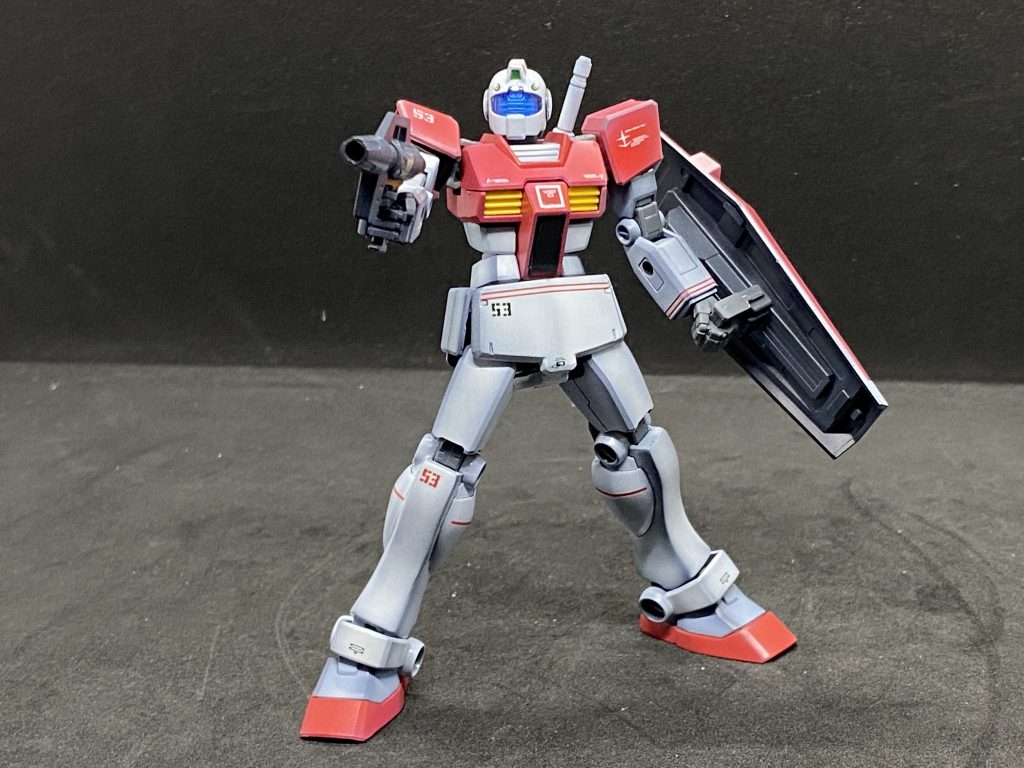 何ちゃって、リアルタイプカラーのジムにしてみました。