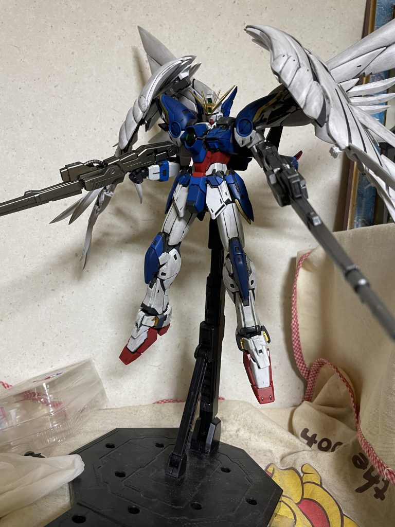 ウェザリングやってると指についた塗料が着いちゃうんですがどうしたらいいですか？              ウェザリング自信ニキご意見お待ちしております