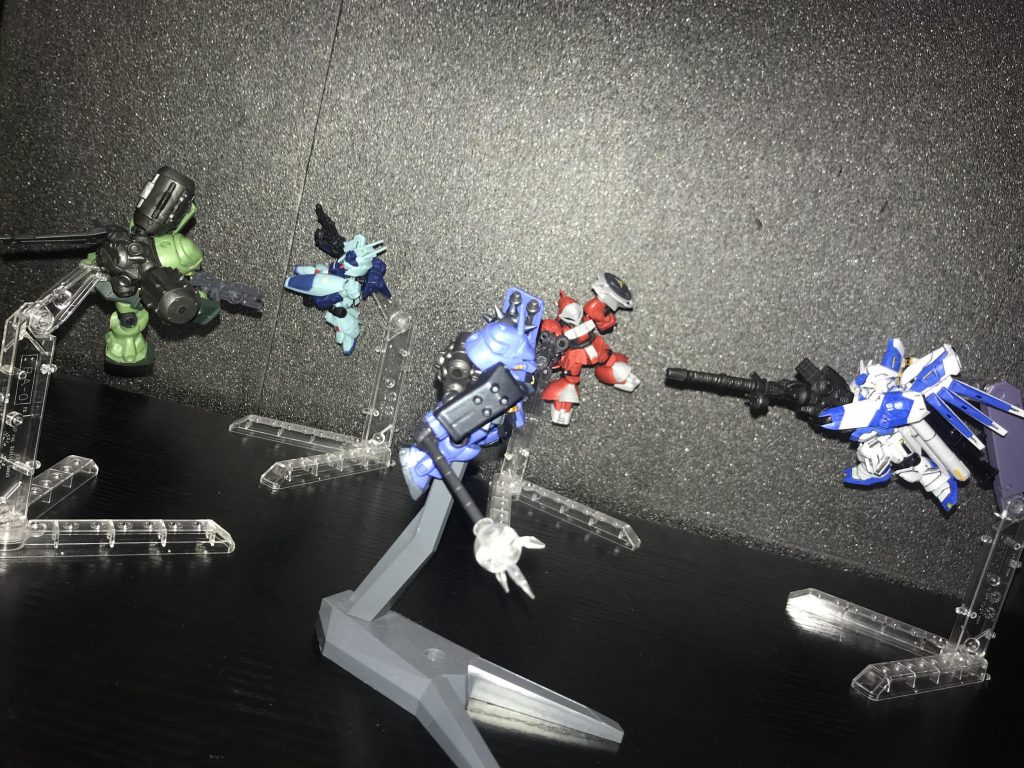 てーてーてててーて、てーてーてててて(は?)※逆襲のシャアメインテーマのつもり